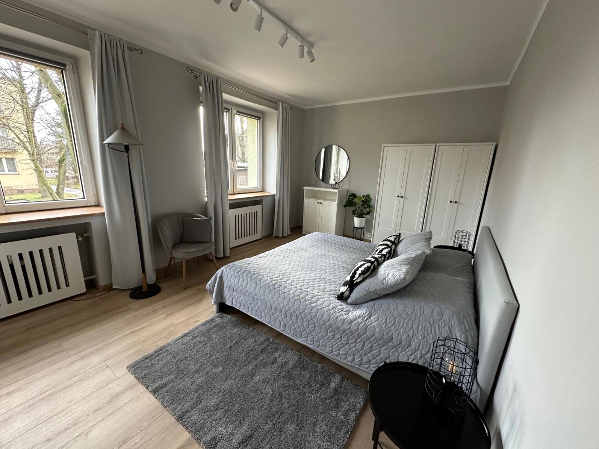 Cicha 25 Apartment คาโตวีตเซ ภายนอก รูปภาพ